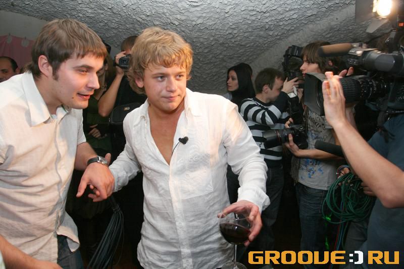 http://groove.ru/photos/2008-05/319.jpg